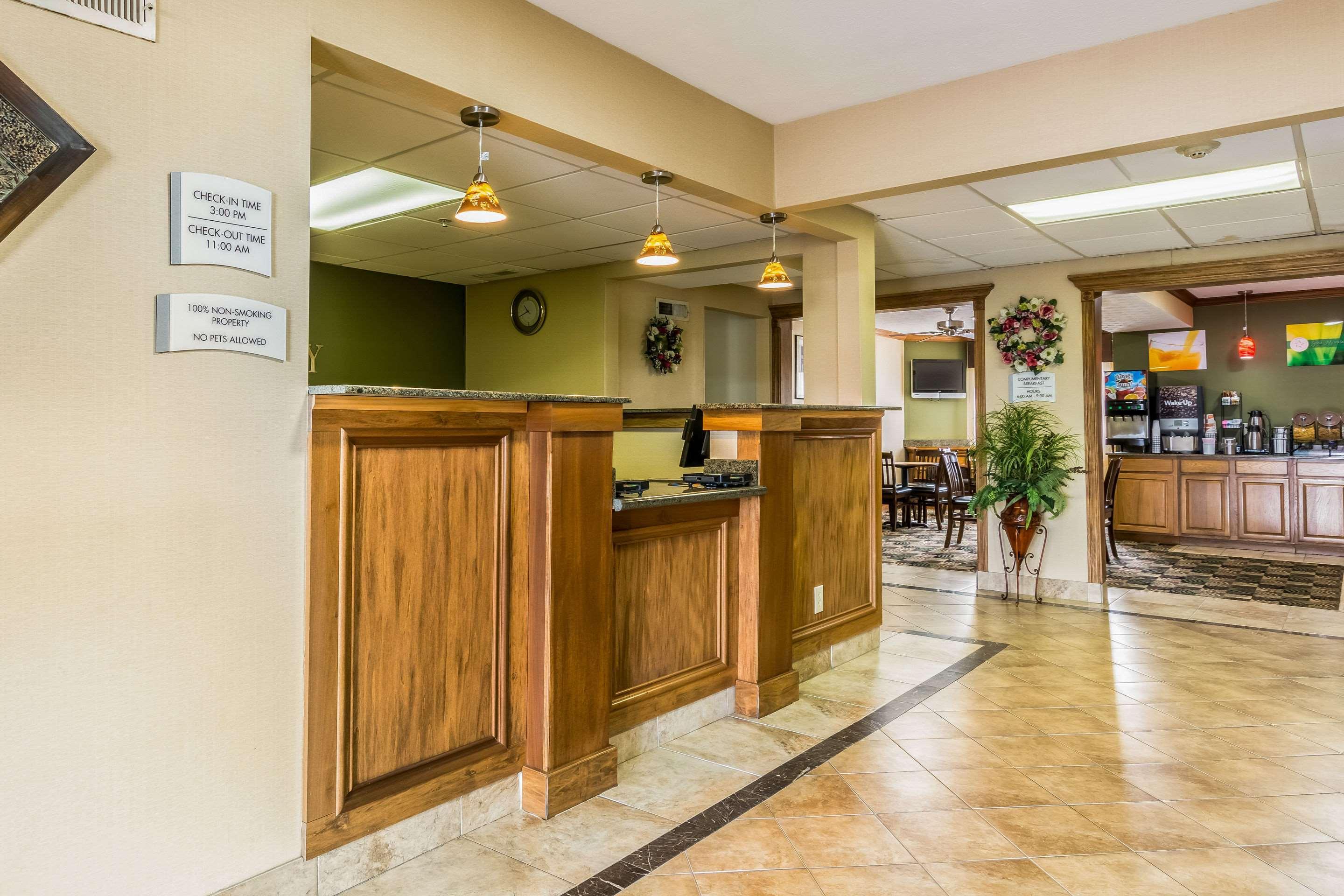 Quality Inn I-74 Batesville Ngoại thất bức ảnh