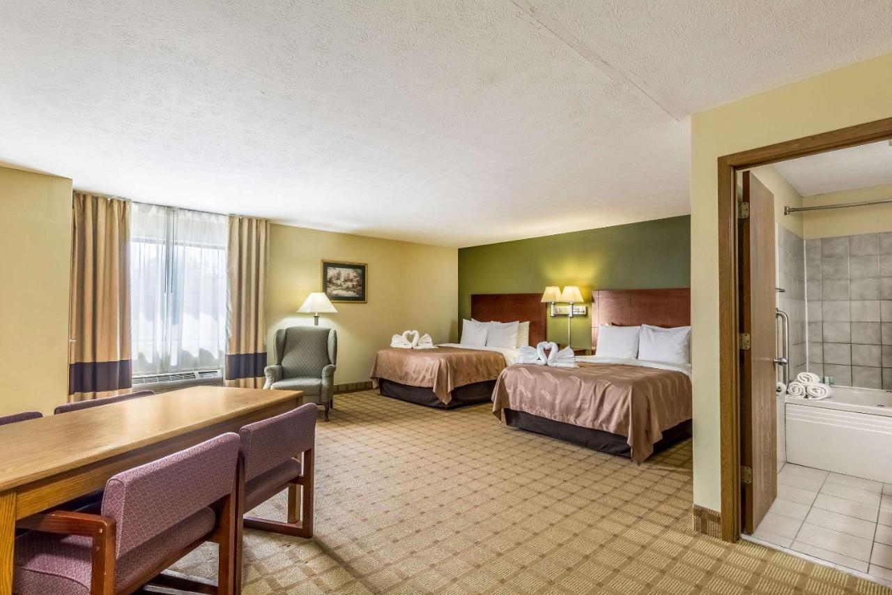 Quality Inn I-74 Batesville Ngoại thất bức ảnh
